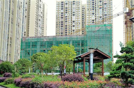 貴州都勻北城財阜四期大商業(yè)主體工程通過驗(yàn)收