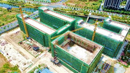 【奮戰(zhàn)三季度 打贏攻堅(jiān)戰(zhàn)】柳州市明德小學(xué)2#、3#教學(xué)樓主體結(jié)構(gòu)通過驗(yàn)收